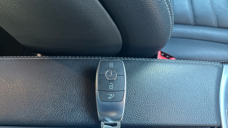 Mercedes-Benz GLC 300de 4Matic AMG Line Premium Plus 5dr 9GTron Estate